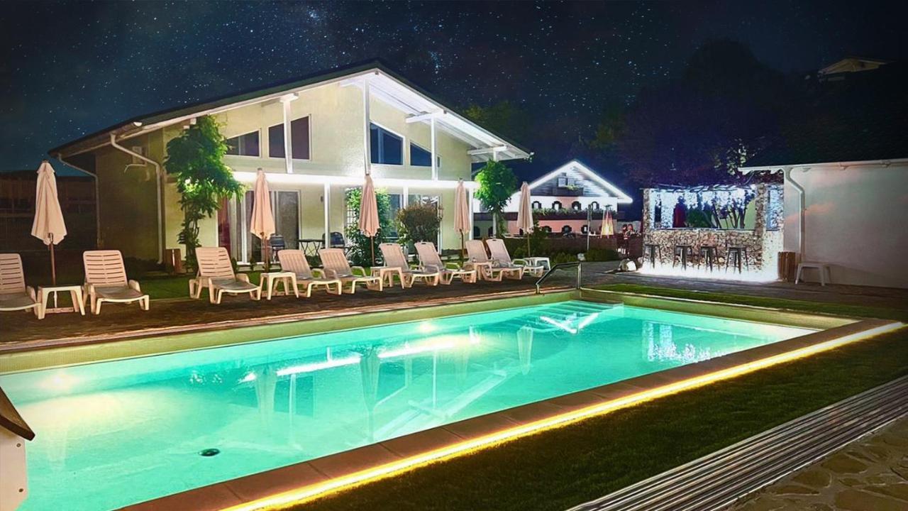 Casa Augsburg Hotel Băneşti Eksteriør billede