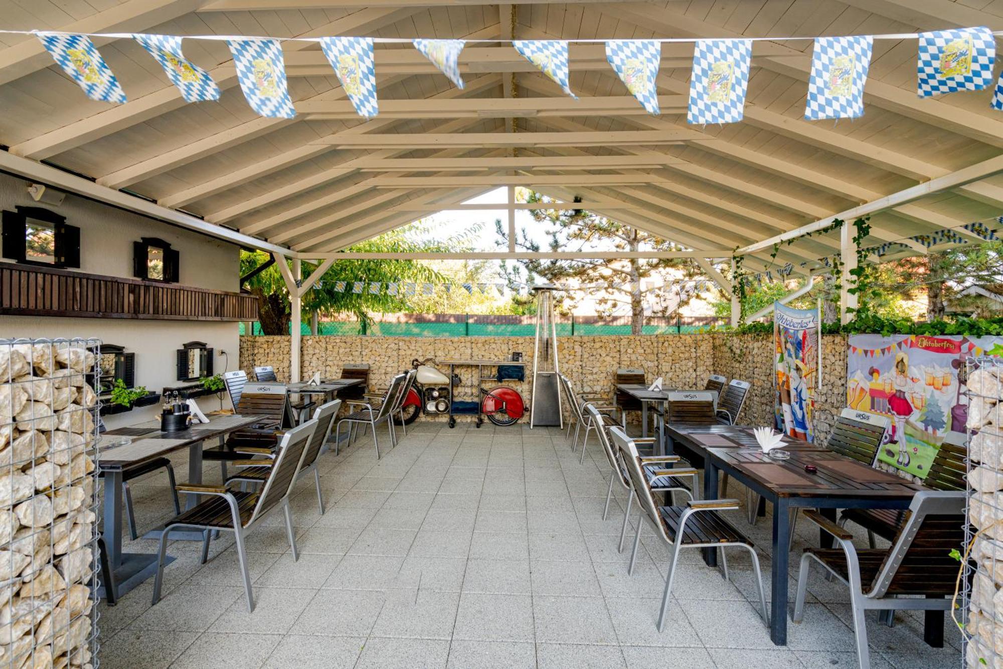 Casa Augsburg Hotel Băneşti Eksteriør billede