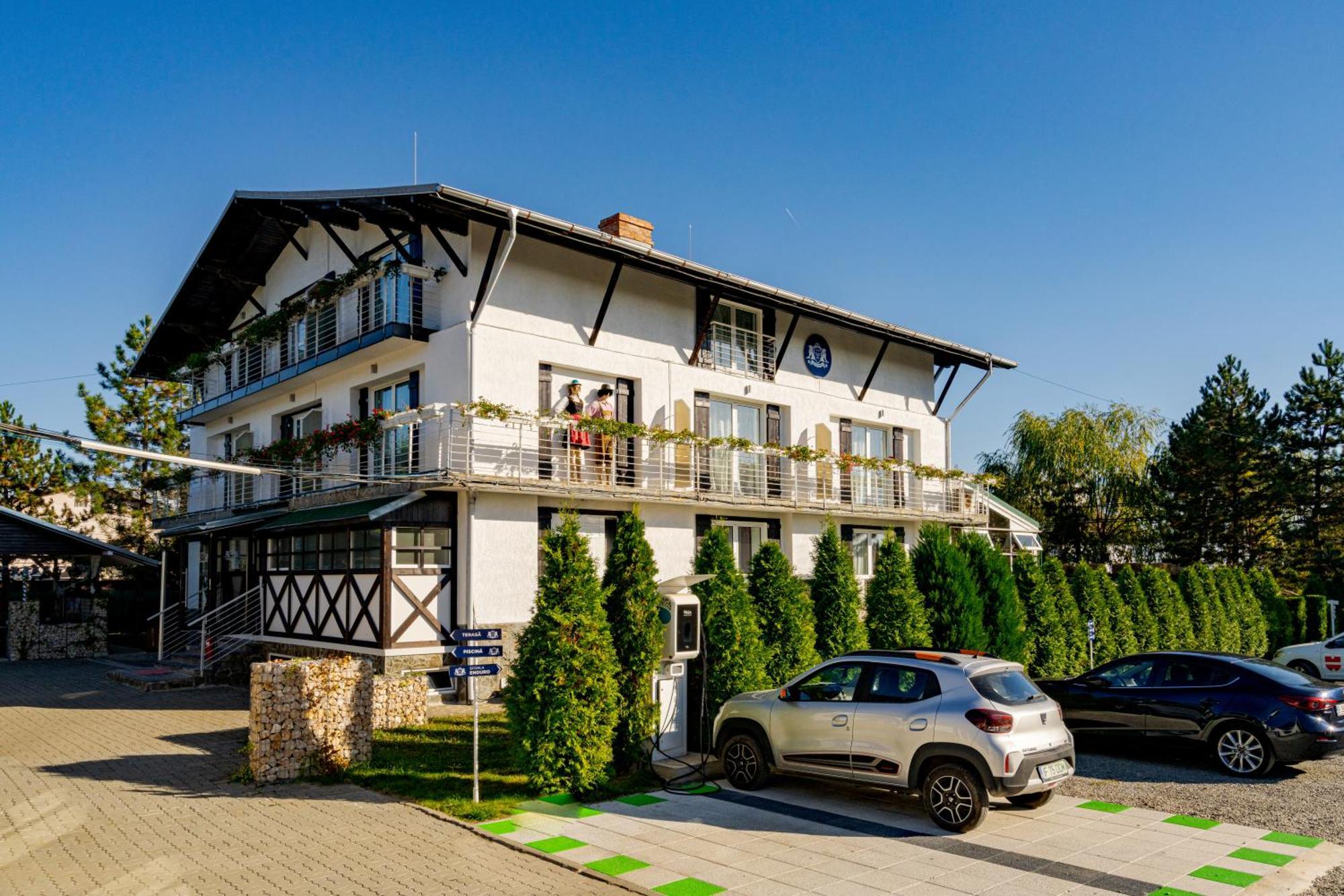 Casa Augsburg Hotel Băneşti Eksteriør billede