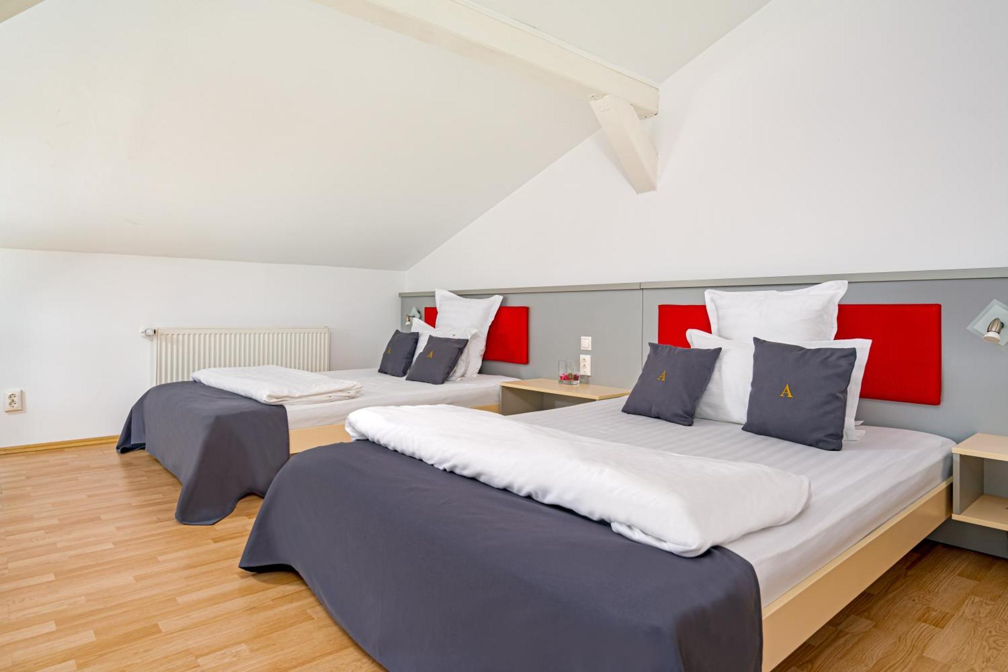 Casa Augsburg Hotel Băneşti Eksteriør billede