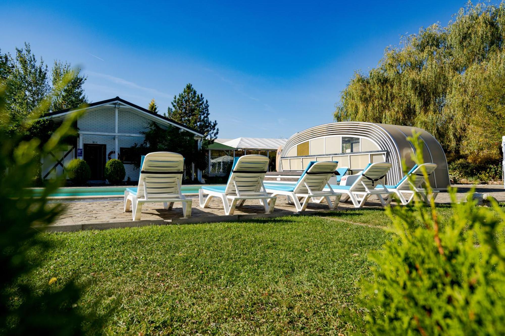Casa Augsburg Hotel Băneşti Eksteriør billede
