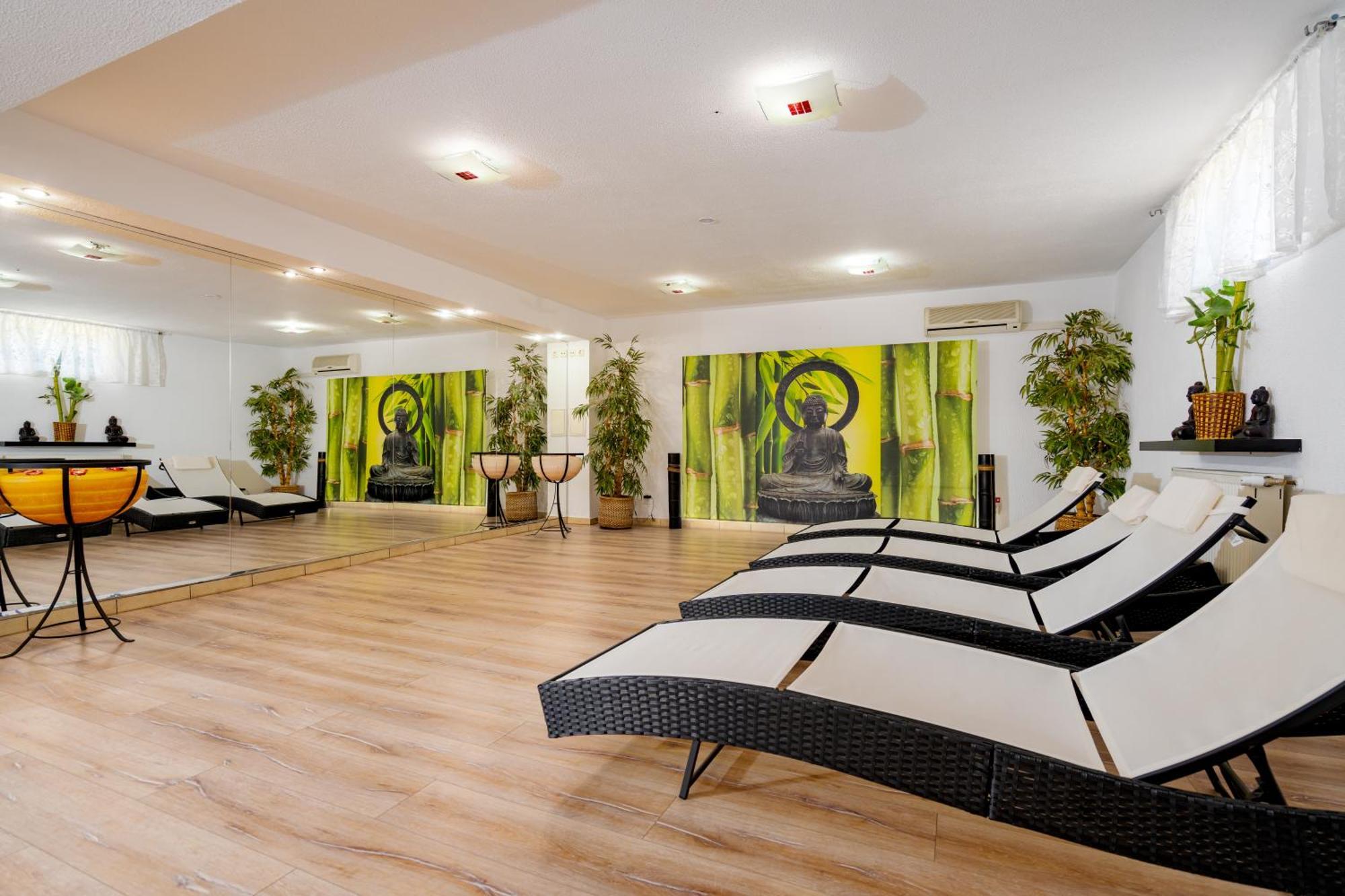 Casa Augsburg Hotel Băneşti Eksteriør billede